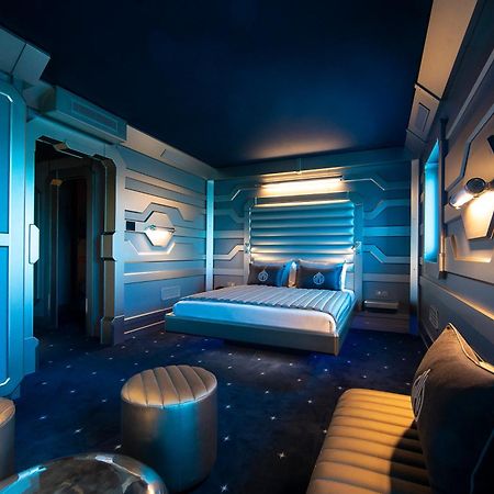 Hotel Station Cosmos Chasseneuil-du-Poitou Bagian luar foto